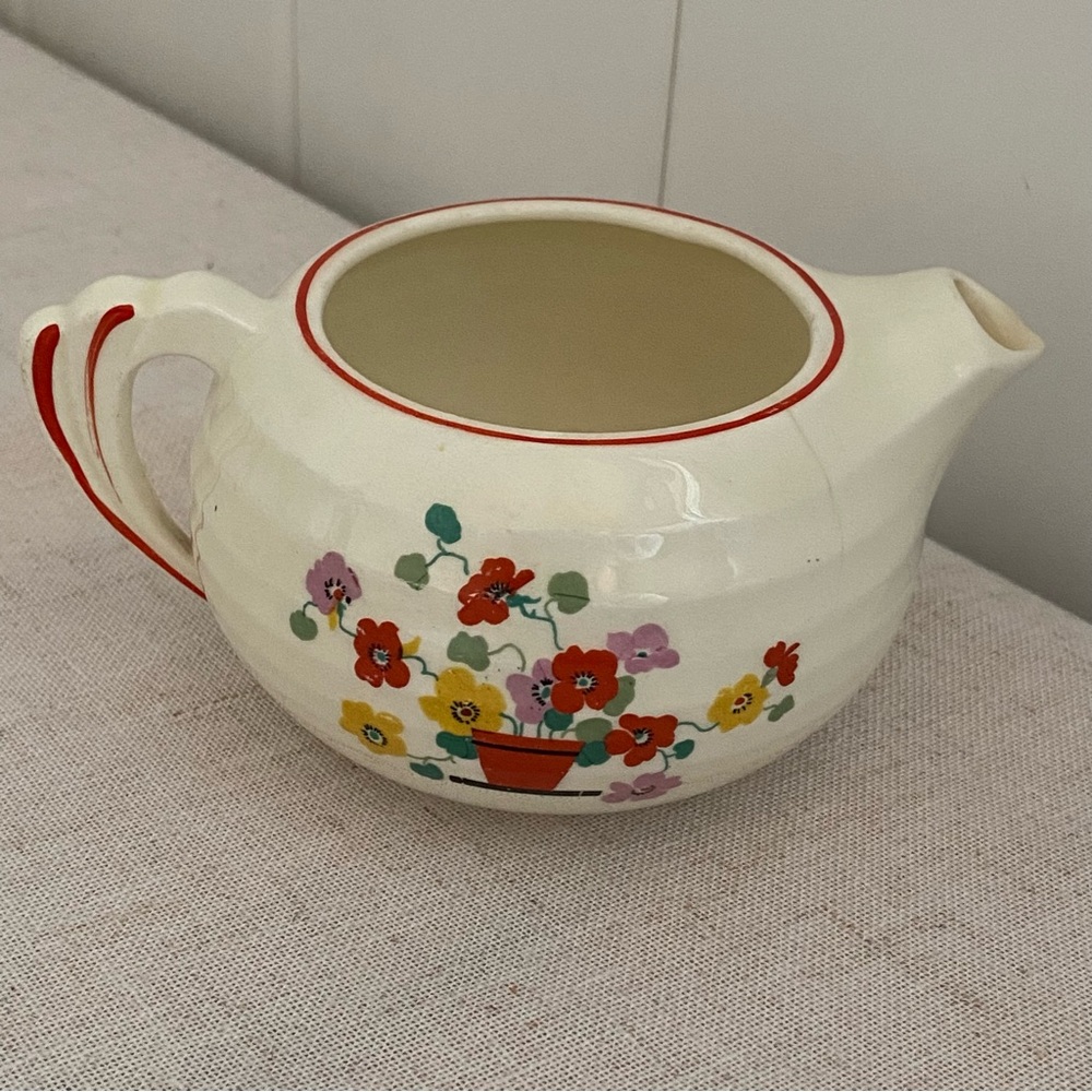 Art Deco vintage Penthouse Creamer Edwin Knowles earthenware Yorktown floral